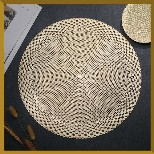 gold circle placemats, placemat size